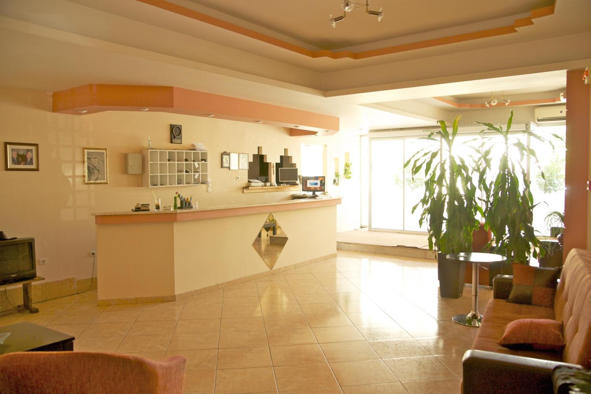 Hotel Drosia Messíni Екстериор снимка