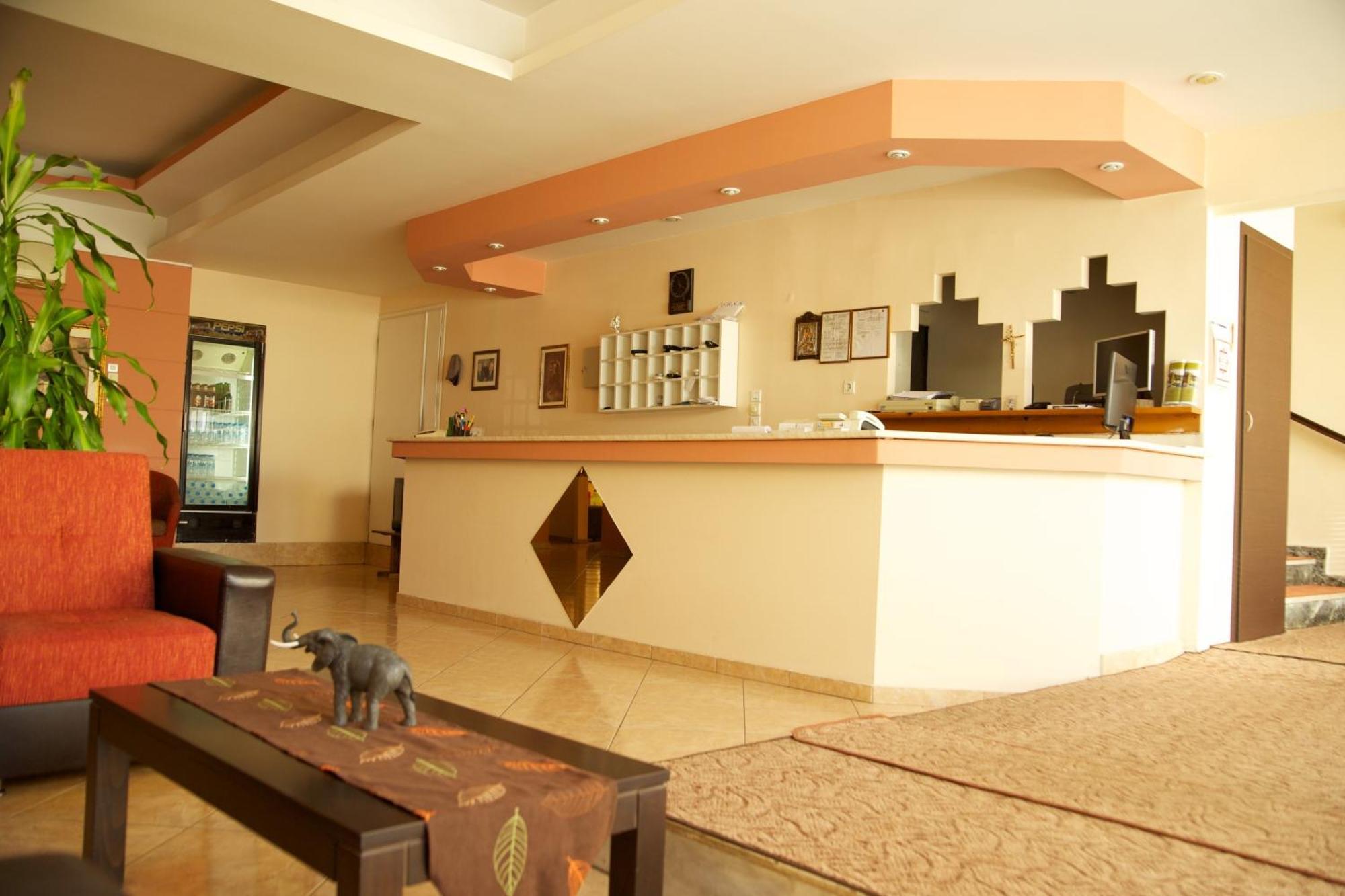 Hotel Drosia Messíni Екстериор снимка