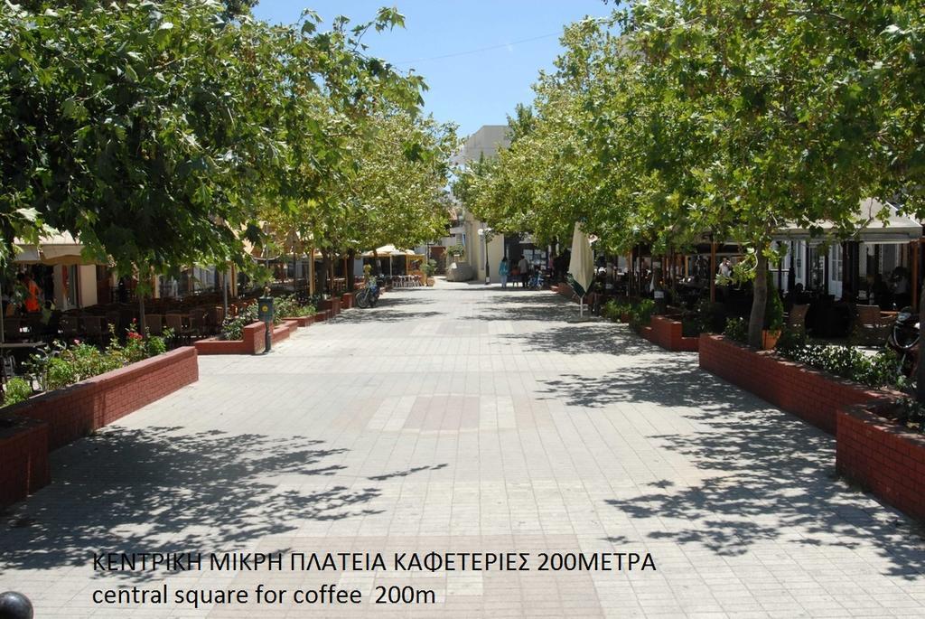 Hotel Drosia Messíni Екстериор снимка